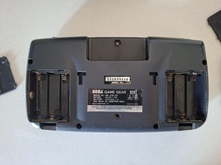 Consola Sega Game Gear + Bolsa + Juego