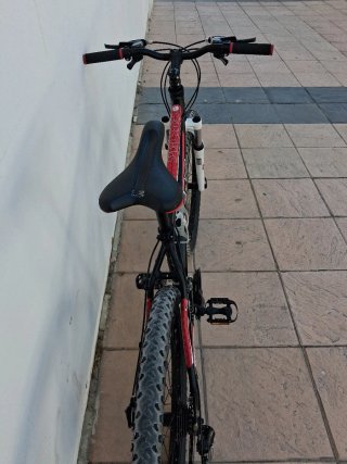 Bicicleta de Montaña NUEVA!