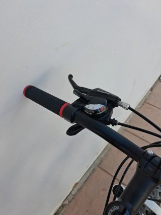 Bicicleta de Montaña NUEVA!