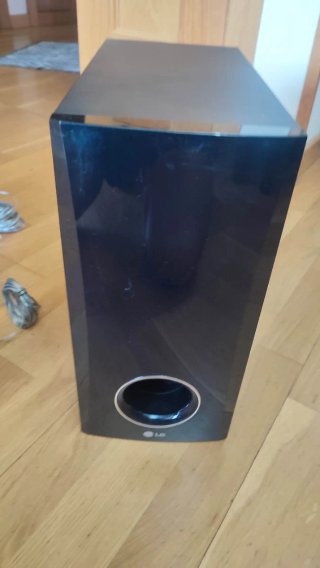 Reproductor DVD LG 5.1 con altavoces