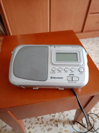 Radio Roadstar TRA-2415/N Plata