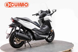 HONDA FORZA 125