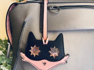 Bolso Zara shopper gris detalle gato
