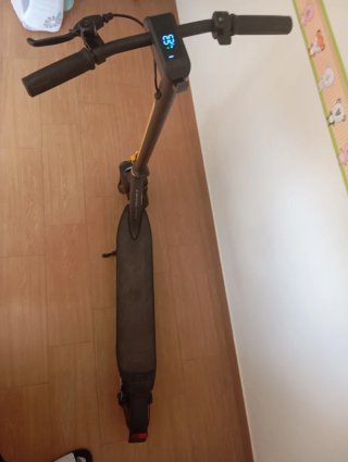 Patinete Cecotec Bongo 700W Negro/Amarillo
