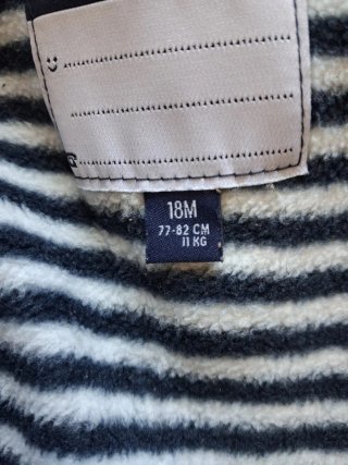 Parka bebé azul con capucha