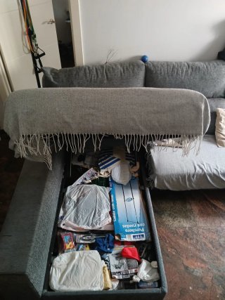 Sofá modular gris de tela
