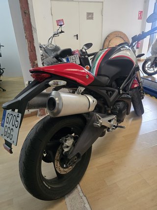 Ducati Monster 696 2008 43.000km