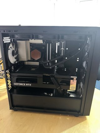 PC Gaming Ryzen 9 9950X3D / RTX 5080
