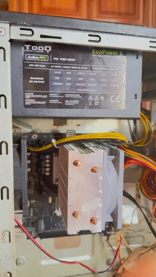 PC Sobre Mesa