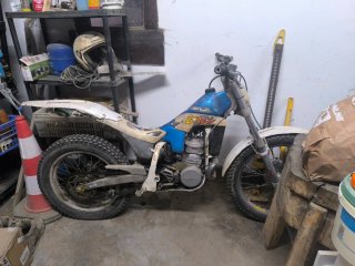 Moto trial 250 2t