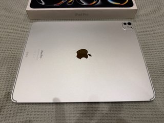 Apple Ipad pro 13” M4 512gb Wifi + Cellular