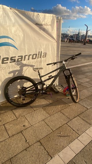 Specialized status 160