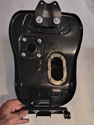 Depósito gasolina Keeway RKF 125