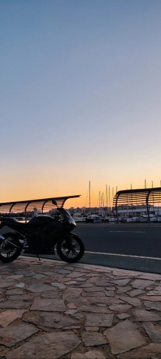 Yamaha TZR 50 2008 sportbike negra con ITV