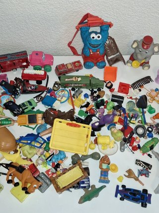Lote + de 100 piezas de despiece Años 70-80
