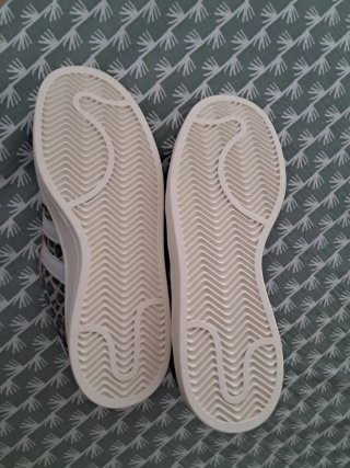 Zapatillas Adidas Animal Print Beige/Marrón nuevas