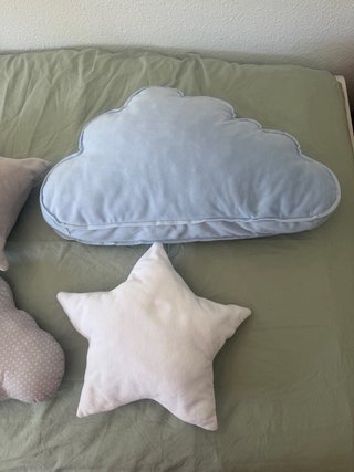Almohada infantil nube y estrella