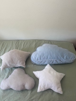 Almohada infantil nube y estrella