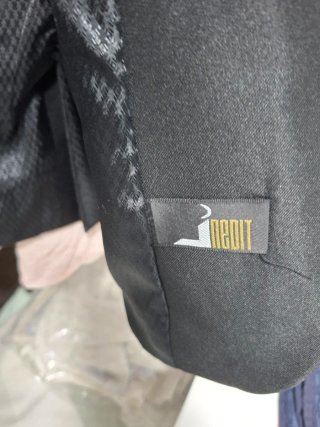 Traje Negro Hombre Elegante