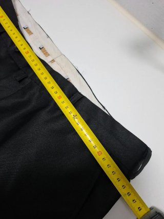 Traje Negro Hombre Elegante