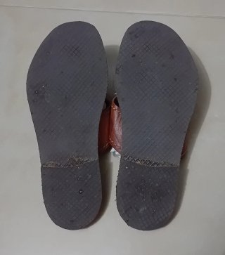 Sandalias de cuero artesanales
