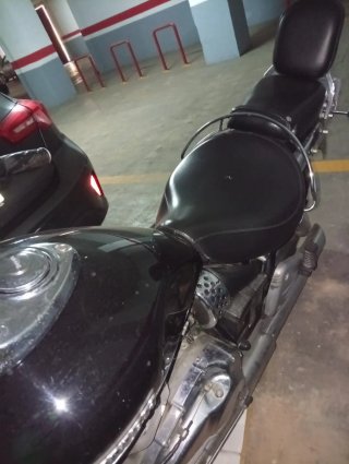 Triumph Bonneville America Negra y Plateada