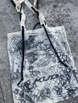 Bolso de tela estampado KUD