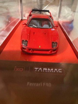 Ferrari F40 Tarmac IXO