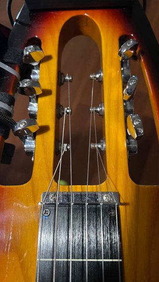 Mahalo Lap Steel MLG-2 Surfboard