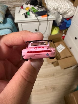 Model RWB 993 Hooters Rosa