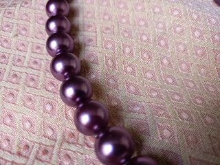 Collana perle viola effetto lucido