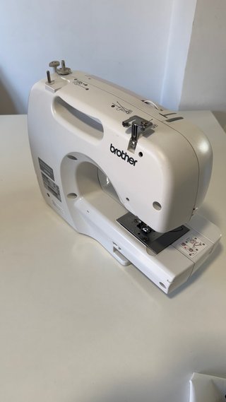 Máquina de coser Brother CX70PE