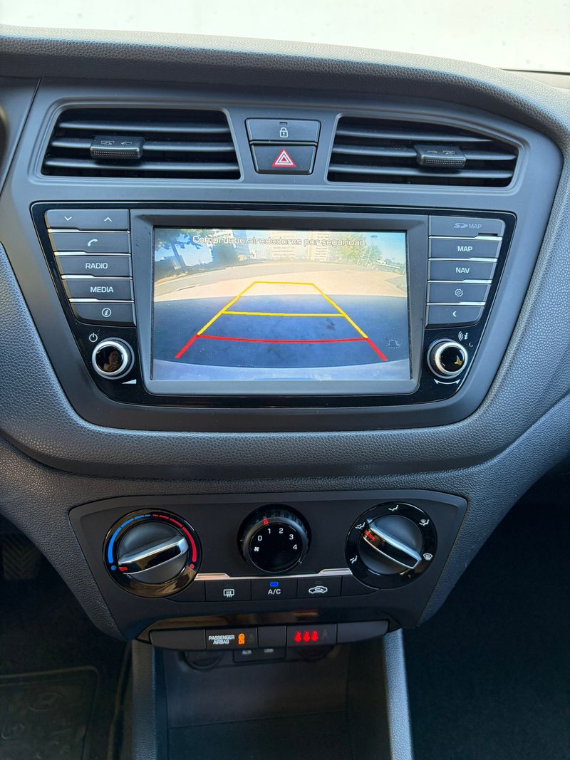 Hyundai i20 1.2 Tecno 2016, foto 13
