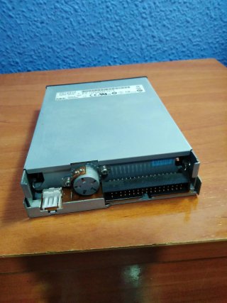 Disquetera NEC FD1231H