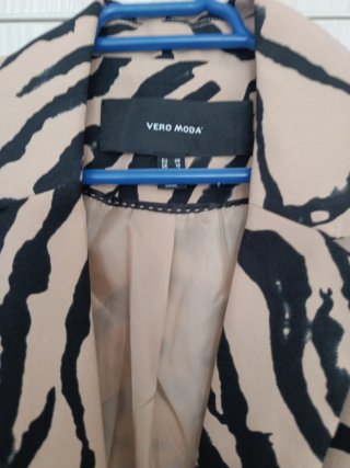 Americana estampado cebra Vero Moda