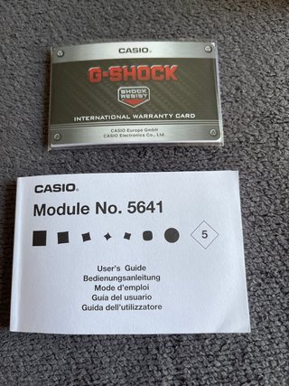Reloj Casio G-Shock Beige y Negro 20 BAR