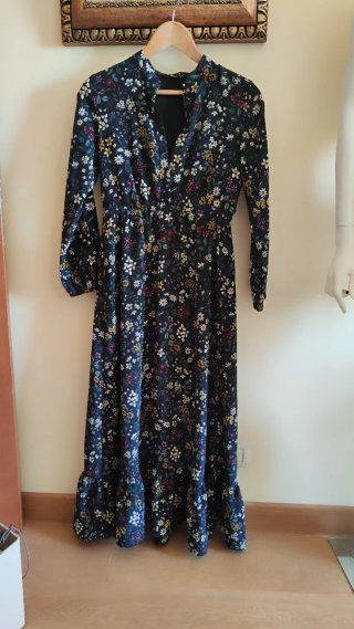 Abito lungo floreale nerTaglia M/L
