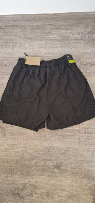 pantalon corto deportivo nike con etiquetas nuevo