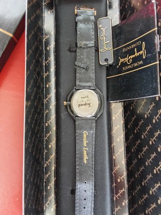 Reloj Jacques Farel Negro Dorado