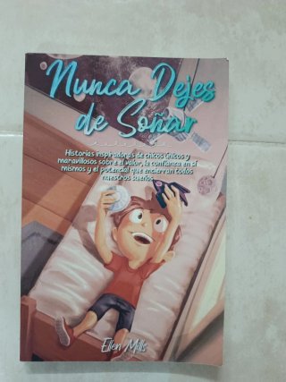 Libro Nunca Dejes de Soñar