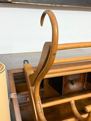 Gran Perchero Antiguo Mahieu