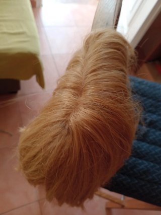 Peluca pelo natural rubio