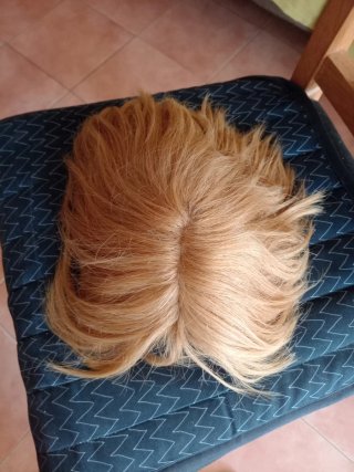 Peluca pelo natural rubio