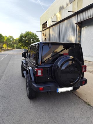 Jeep Wrangler Sahara