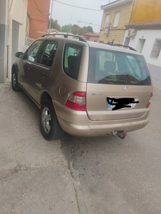 Mercedes-Benz Clase M 2004