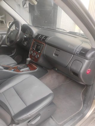 Mercedes-Benz Clase M 2004