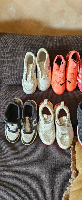 Zapatillas Nike niño negras y blancas