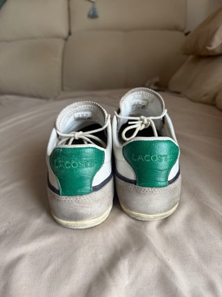 Zapatillas Lacoste Beige y Blancas