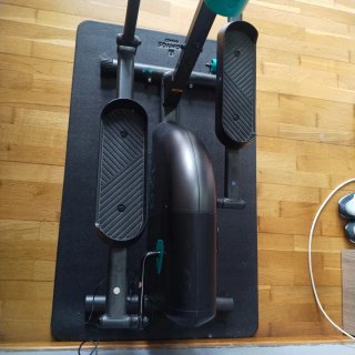 Bicicleta elíptica negra como nueva.
