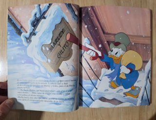 Clásico cuento Disney. "La Navidad de Mickey".